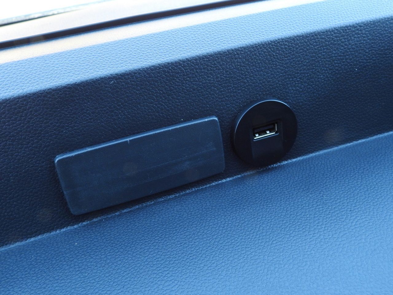 Caja abierta furgoneta RENAULT MASTER STAKE BODY CRUISE CONTROL LED LIGHTS AIR CONDITIONING 165HP: foto 37 Caja abierta furgoneta RENAULT MASTER STAKE BODY CRUISE CONTROL LED LIGHTS AIR CONDITIONING 165HP: foto 37