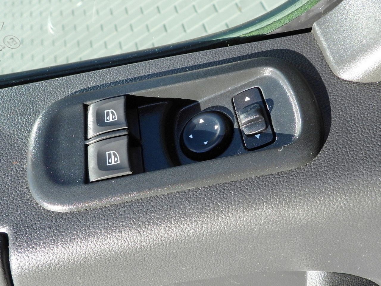 Caja abierta furgoneta RENAULT MASTER STAKE BODY CRUISE CONTROL LED LIGHTS AIR CONDITIONING 165HP: foto 26 Caja abierta furgoneta RENAULT MASTER STAKE BODY CRUISE CONTROL LED LIGHTS AIR CONDITIONING 165HP: foto 26