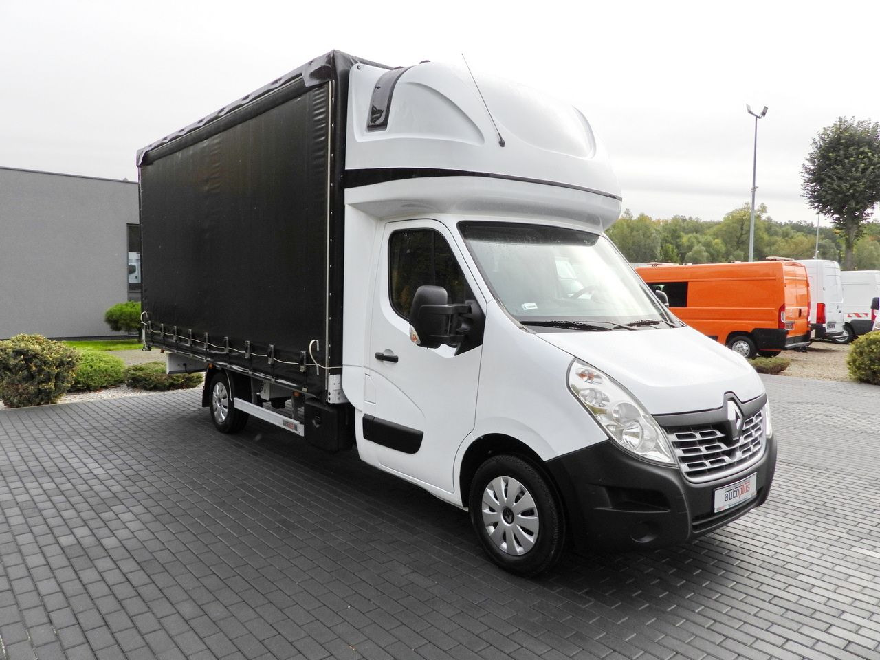 RENAULT MASTER TARPAULIN 10 PALLETS WEBASTO CRUISE CONTROL AIR CONDITIONING  170HP - Furgoneta con caja de lona: foto 4 RENAULT MASTER TARPAULIN 10 PALLETS WEBASTO CRUISE CONTROL AIR CONDITIONING  170HP - Furgoneta con caja de lona: foto 4