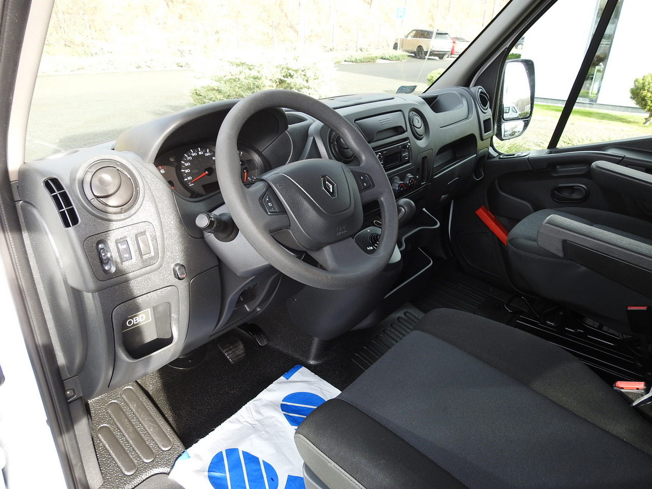 RENAULT MASTER TARPAULIN 10 PALLETS WEBASTO CRUISE CONTROL AIR CONDITIONING PNEUMATICS AUTOMATIC TRANSMISSION 170HP - Furgoneta con caja de lona: foto 2 RENAULT MASTER TARPAULIN 10 PALLETS WEBASTO CRUISE CONTROL AIR CONDITIONING PNEUMATICS AUTOMATIC TRANSMISSION 170HP - Furgoneta con caja de lona: foto 2