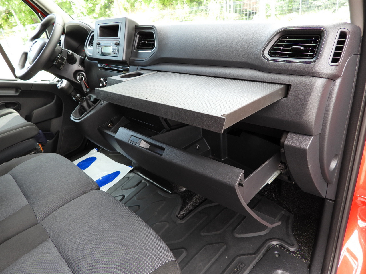 Furgoneta con caja de lona RENAULT MASTER TARPAULIN 10 PALLETS WEBASTO CRUISE CONTROL LED LIGHTS AIR CONDITIONING  165HP: foto 41