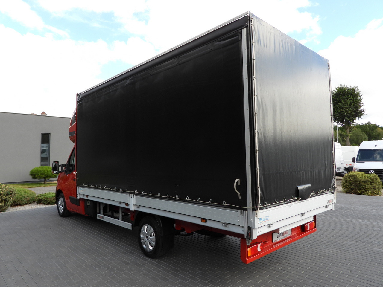Furgoneta con caja de lona RENAULT MASTER TARPAULIN 10 PALLETS WEBASTO CRUISE CONTROL LED LIGHTS AIR CONDITIONING  165HP: foto 10
