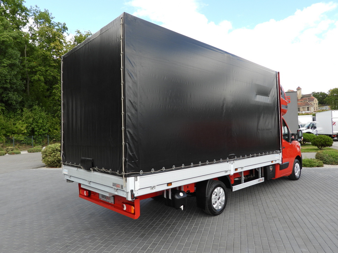 RENAULT MASTER TARPAULIN 10 PALLETS WEBASTO CRUISE CONTROL LED LIGHTS AIR CONDITIONING 165HP - Furgoneta con caja de lona: foto 3 RENAULT MASTER TARPAULIN 10 PALLETS WEBASTO CRUISE CONTROL LED LIGHTS AIR CONDITIONING 165HP - Furgoneta con caja de lona: foto 3