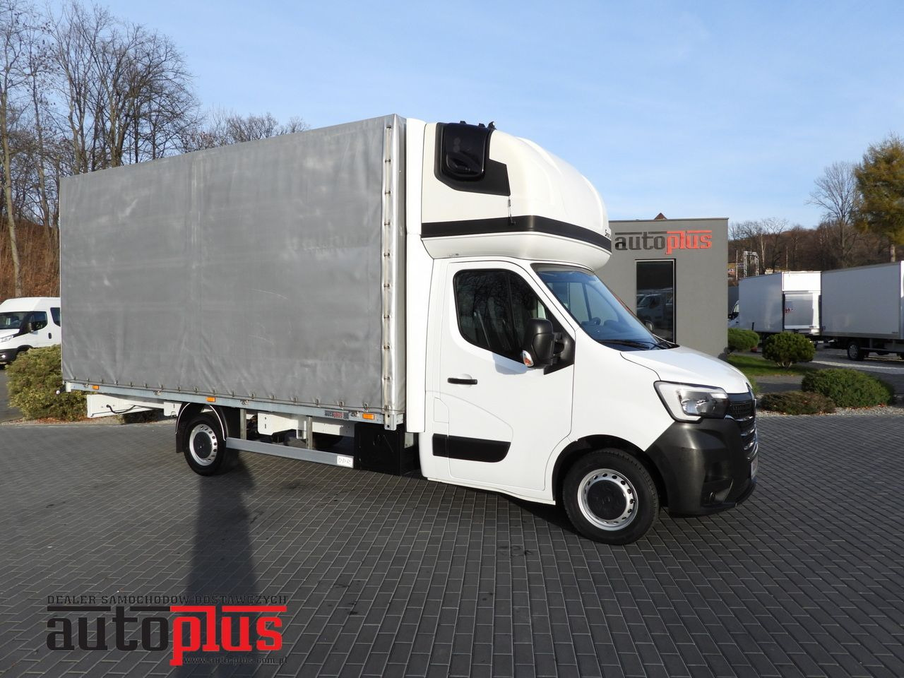 RENAULT MASTER TARPAULIN 10 PALLETS WEBASTO CRUISE CONTROL LED LIGHTS PNEUMATICS AIR CONDITIONING 165HP - Furgoneta con caja de lona: foto 1 RENAULT MASTER TARPAULIN 10 PALLETS WEBASTO CRUISE CONTROL LED LIGHTS PNEUMATICS AIR CONDITIONING 165HP - Furgoneta con caja de lona: foto 1