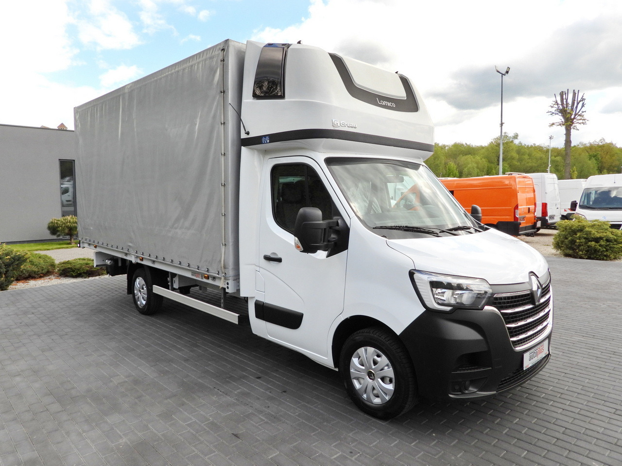 RENAULT MASTER  TARPAULIN 10 PALLETS WEBASTO CRUISE CONTROL LED LIGHTS PNEUMATICS AIR CONDITIONING  165HP - Furgoneta con caja de lona: foto 4 RENAULT MASTER  TARPAULIN 10 PALLETS WEBASTO CRUISE CONTROL LED LIGHTS PNEUMATICS AIR CONDITIONING  165HP - Furgoneta con caja de lona: foto 4