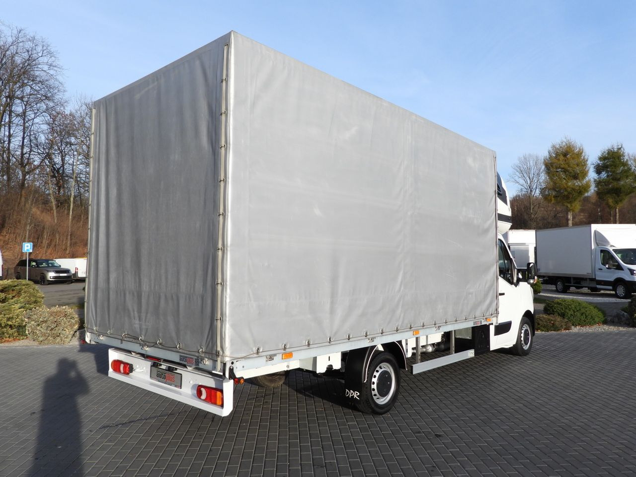 RENAULT MASTER TARPAULIN 10 PALLETS WEBASTO CRUISE CONTROL LED LIGHTS PNEUMATICS AIR CONDITIONING 165HP - Furgoneta con caja de lona: foto 3 RENAULT MASTER TARPAULIN 10 PALLETS WEBASTO CRUISE CONTROL LED LIGHTS PNEUMATICS AIR CONDITIONING 165HP - Furgoneta con caja de lona: foto 3
