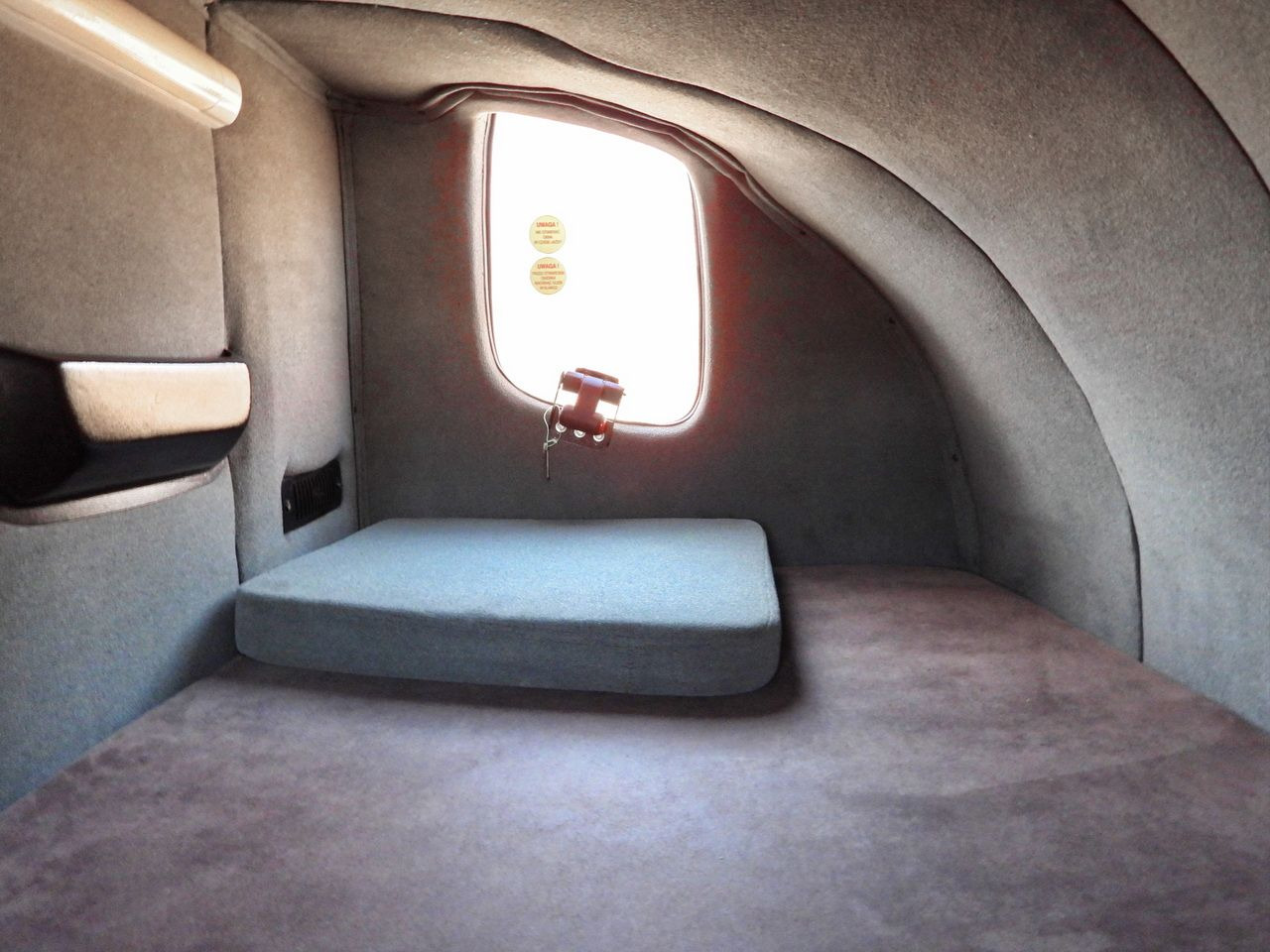 Furgoneta con caja de lona RENAULT MASTER TARPAULIN 10 PALLETS WEBASTO CRUISE CONTROL LED LIGHTS PNEUMATICS AIR CONDITIONING  165HP: foto 41