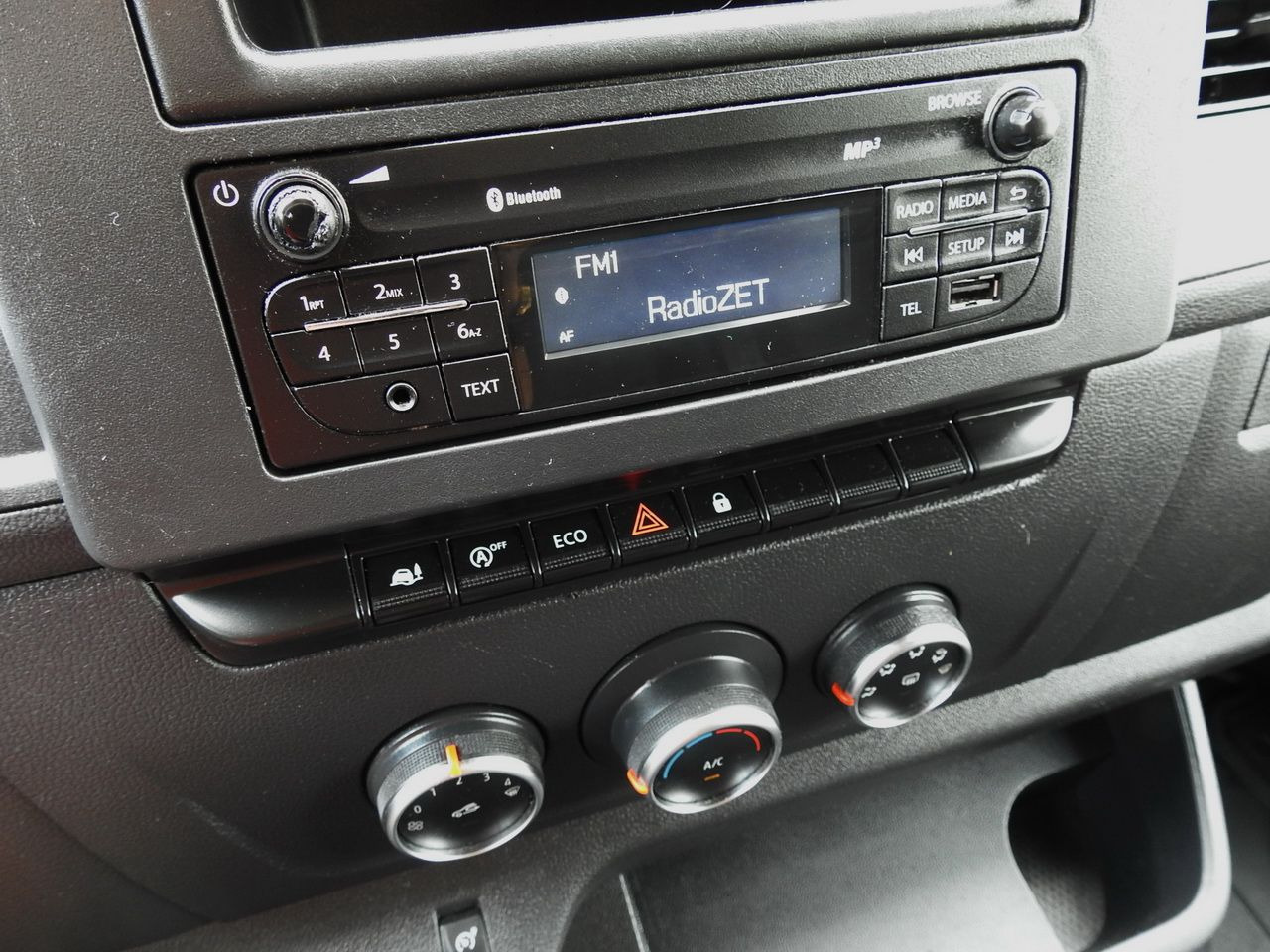 Furgoneta con caja de lona RENAULT MASTER  TARPAULIN 10 PALLETS WEBASTO CRUISE CONTROL LED LIGHTS PNEUMATICS AIR CONDITIONING  165HP: foto 34