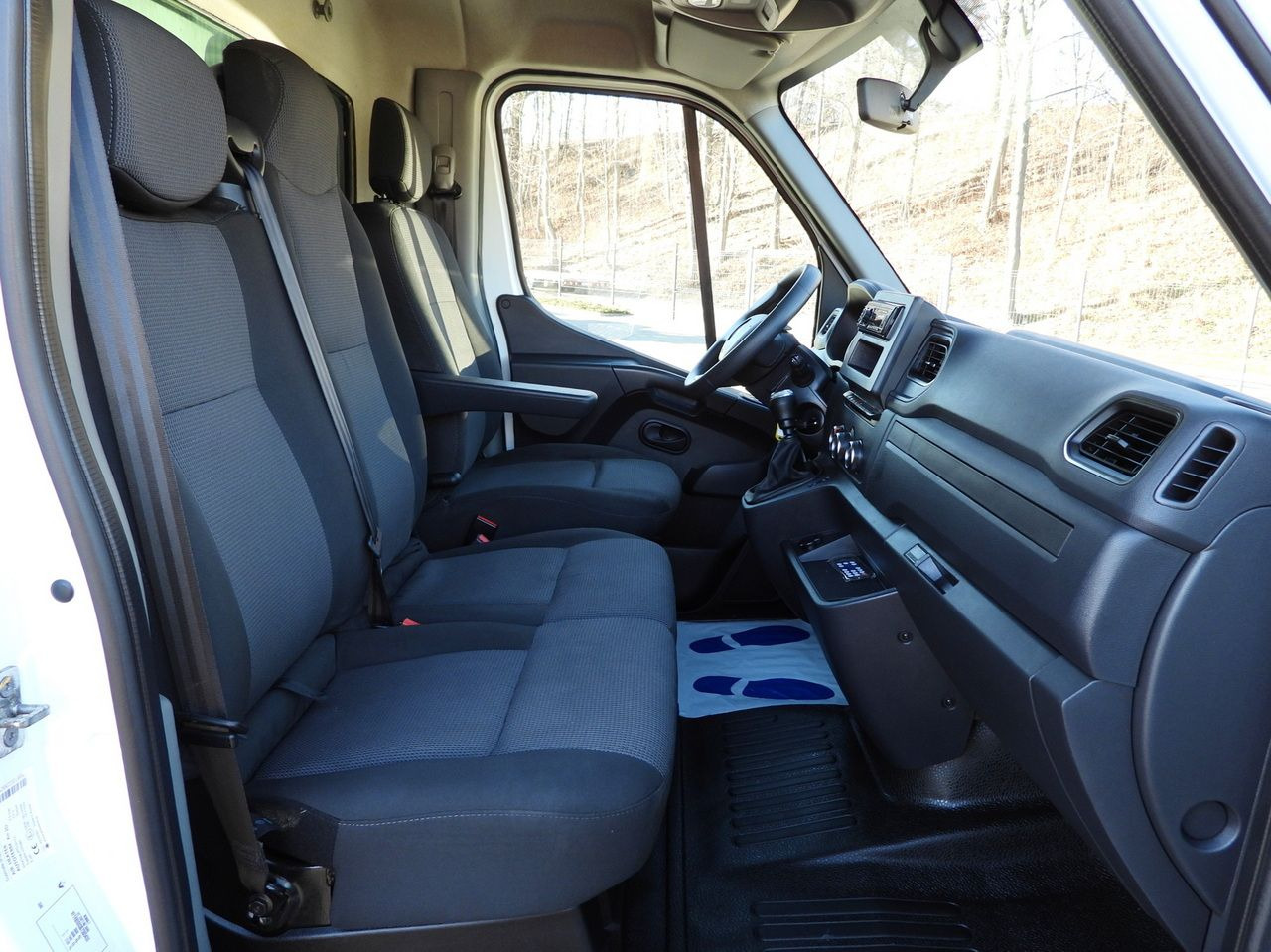 Furgoneta con caja de lona RENAULT MASTER TARPAULIN 10 PALLETS WEBASTO CRUISE CONTROL LED LIGHTS PNEUMATICS AIR CONDITIONING  165HP: foto 37