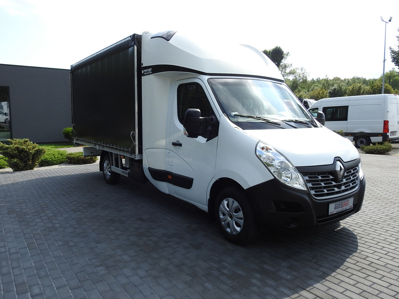 RENAULT MASTER TARPAULIN 8 PALLETS CRUISE CONTROL AIR CONDITIONING  170HP - Furgoneta con caja de lona: foto 4 RENAULT MASTER TARPAULIN 8 PALLETS CRUISE CONTROL AIR CONDITIONING  170HP - Furgoneta con caja de lona: foto 4