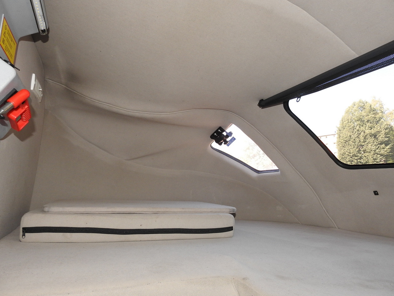Leasing financiero de RENAULT MASTER TARPAULIN 8 PALLETS WEBASTO CRUISE CONTROL AIR CONDITIONING PNEUMATICS  170HP leasing RENAULT MASTER TARPAULIN 8 PALLETS WEBASTO CRUISE CONTROL AIR CONDITIONING PNEUMATICS  170HP: foto 45