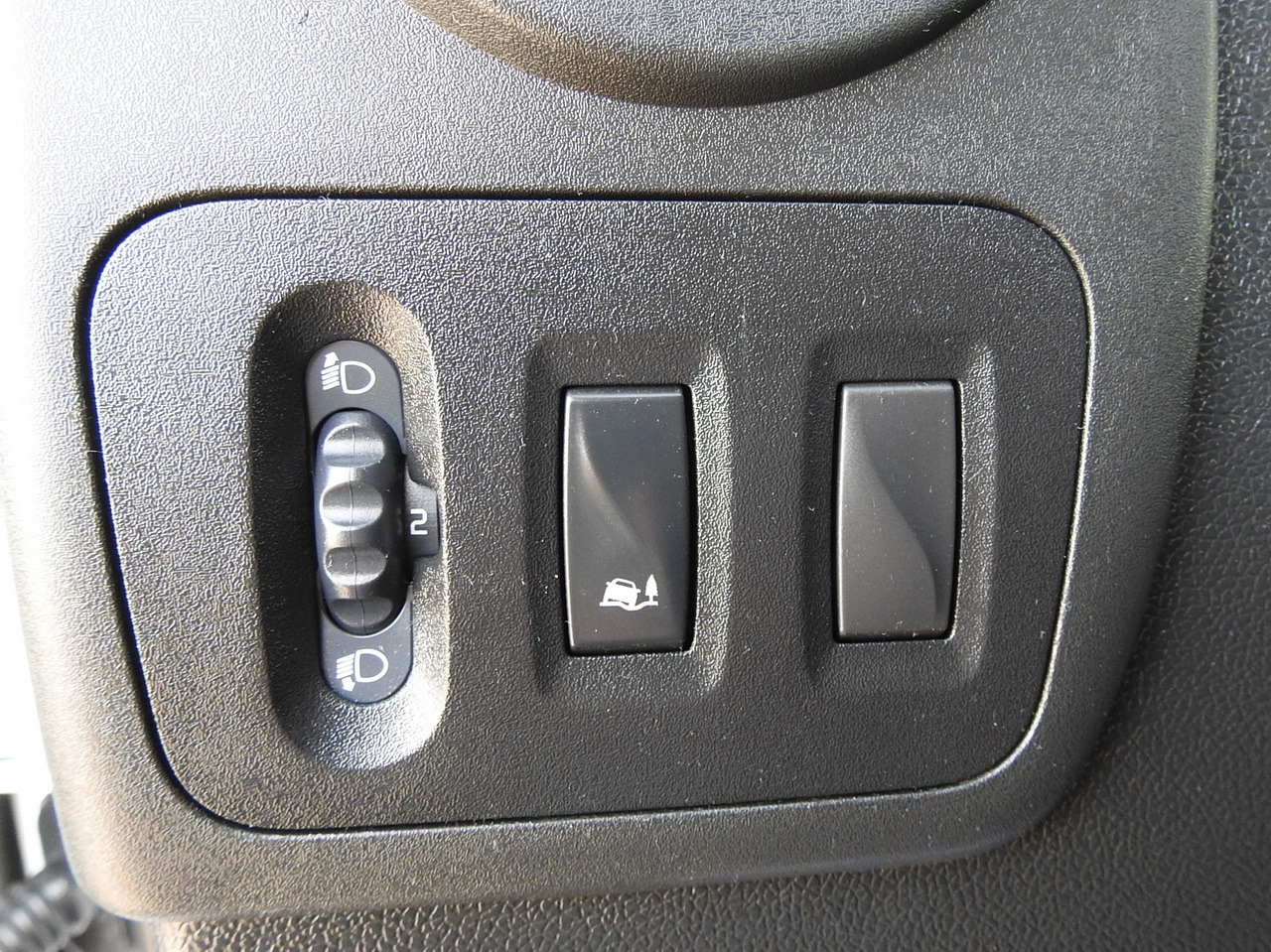 Leasing financiero de RENAULT MASTER TARPAULIN 8 PALLETS WEBASTO CRUISE CONTROL AIR CONDITIONING PNEUMATICS  170HP leasing RENAULT MASTER TARPAULIN 8 PALLETS WEBASTO CRUISE CONTROL AIR CONDITIONING PNEUMATICS  170HP: foto 31