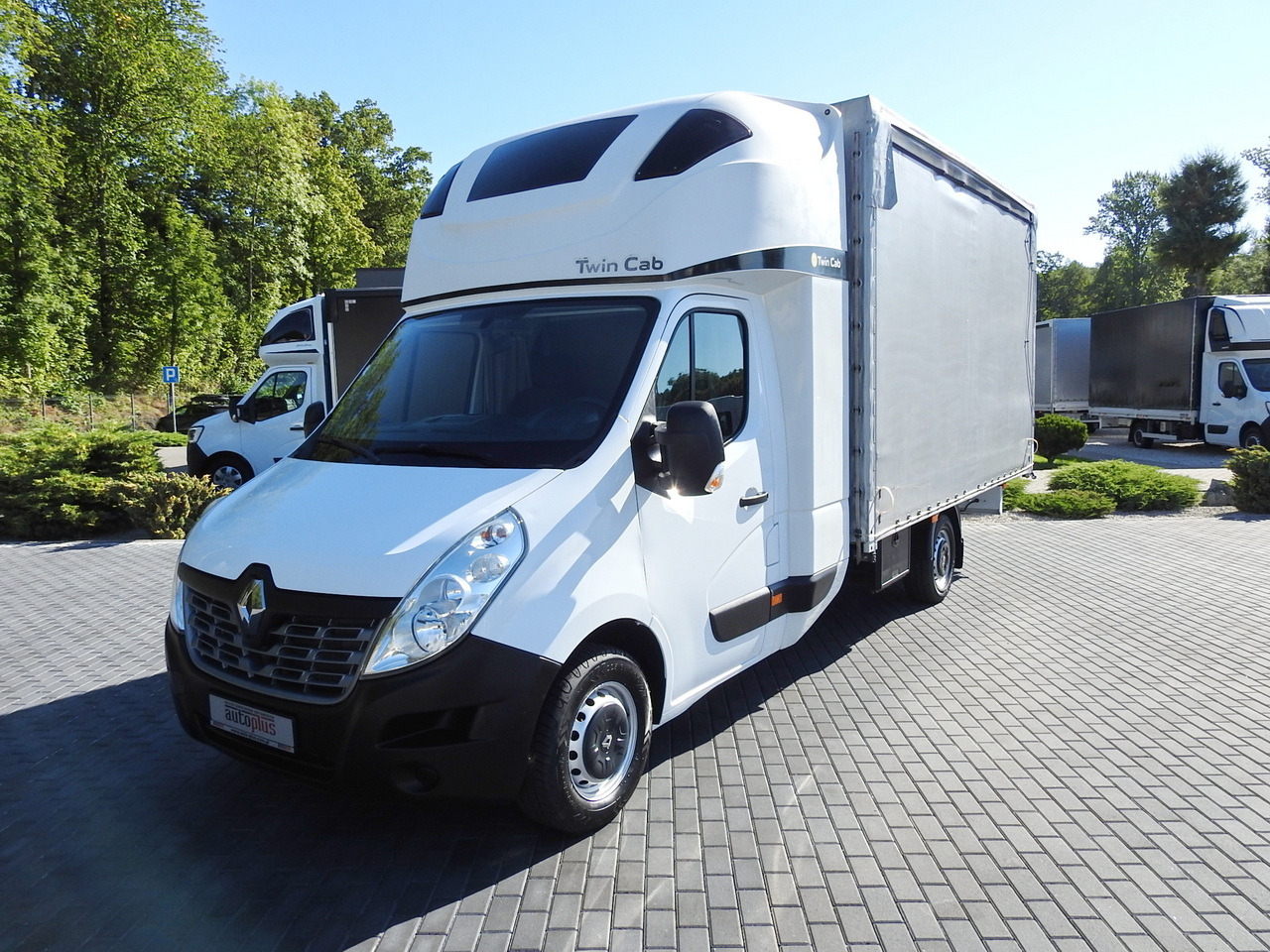 Leasing financiero de RENAULT MASTER TARPAULIN 8 PALLETS WEBASTO CRUISE CONTROL AIR CONDITIONING PNEUMATICS  170HP leasing RENAULT MASTER TARPAULIN 8 PALLETS WEBASTO CRUISE CONTROL AIR CONDITIONING PNEUMATICS  170HP: foto 18