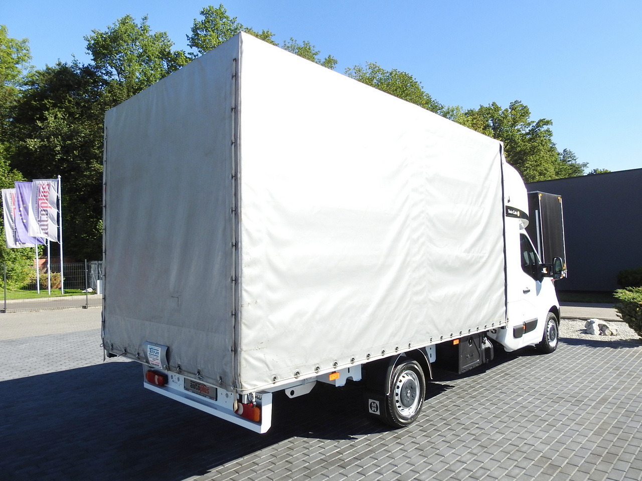 Leasing financiero de RENAULT MASTER TARPAULIN 8 PALLETS WEBASTO CRUISE CONTROL AIR CONDITIONING PNEUMATICS  170HP leasing RENAULT MASTER TARPAULIN 8 PALLETS WEBASTO CRUISE CONTROL AIR CONDITIONING PNEUMATICS  170HP: foto 13