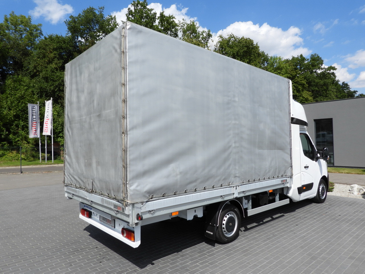 Furgoneta con caja de lona RENAULT MASTER TARPAULIN 8 PALLETS WEBASTO CRUISE CONTROL LED LIGHTS PNEUMATICS AIR CONDITIONING  165HP: foto 13