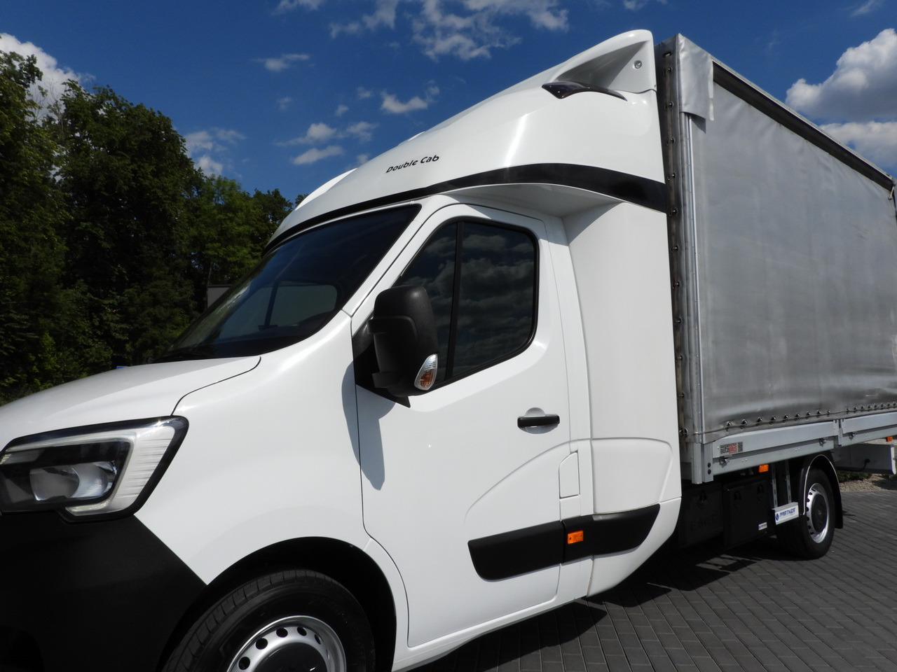 Furgoneta con caja de lona RENAULT MASTER TARPAULIN 8 PALLETS WEBASTO CRUISE CONTROL LED LIGHTS PNEUMATICS AIR CONDITIONING  165HP: foto 20
