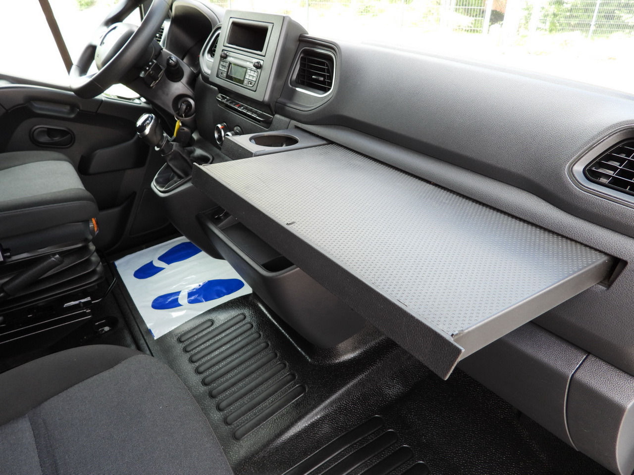 Furgoneta con caja de lona RENAULT MASTER TARPAULIN 8 PALLETS WEBASTO CRUISE CONTROL LED LIGHTS PNEUMATICS AIR CONDITIONING  165HP: foto 38