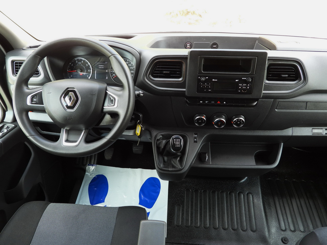 Furgoneta con caja de lona RENAULT MASTER TARPAULIN 8 PALLETS WEBASTO CRUISE CONTROL LED LIGHTS PNEUMATICS AIR CONDITIONING  165HP: foto 28