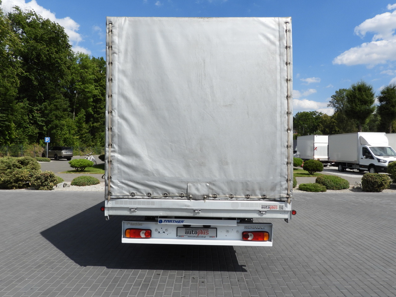 Furgoneta con caja de lona RENAULT MASTER TARPAULIN 8 PALLETS WEBASTO CRUISE CONTROL LED LIGHTS PNEUMATICS AIR CONDITIONING  165HP: foto 11