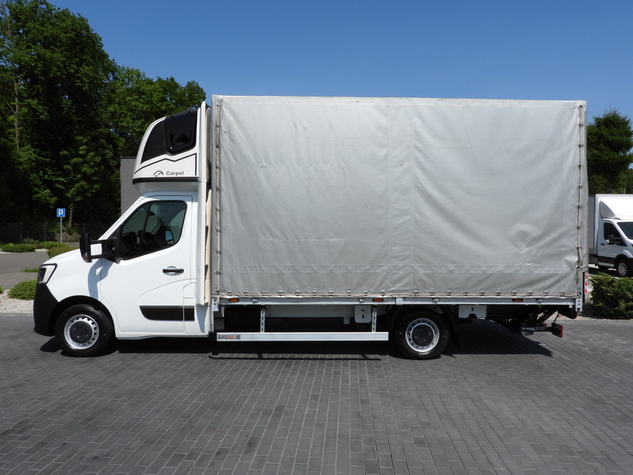 Furgoneta con caja de lona RENAULT MASTER  TARPAULIN LIFT 10 PALLETS WEBASTO CRUISE CONTROL LED LIGHTS PNEUMATICS AIR CONDITIONING  165HP: foto 9