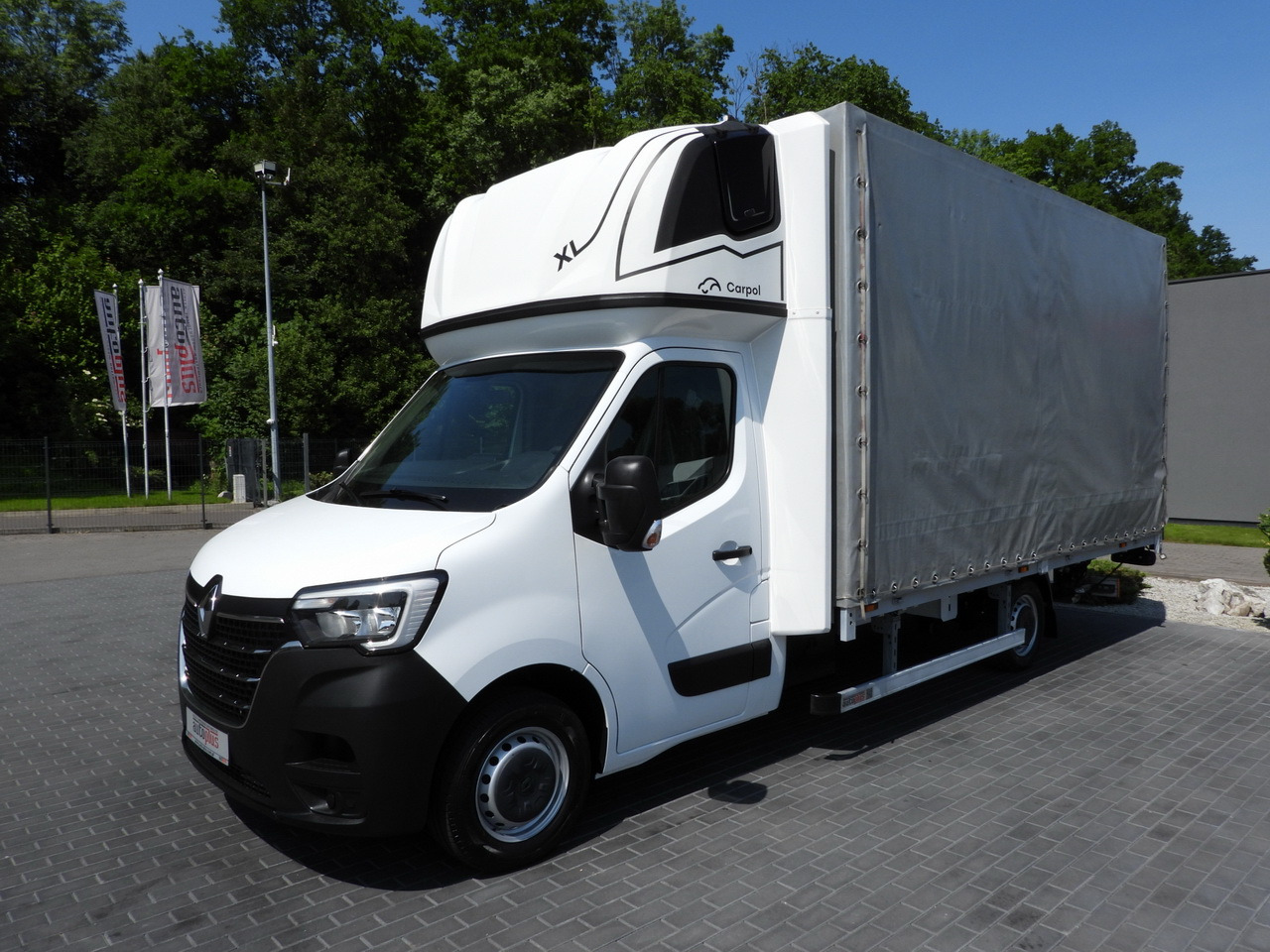 Furgoneta con caja de lona RENAULT MASTER  TARPAULIN LIFT 10 PALLETS WEBASTO CRUISE CONTROL LED LIGHTS PNEUMATICS AIR CONDITIONING  165HP: foto 6