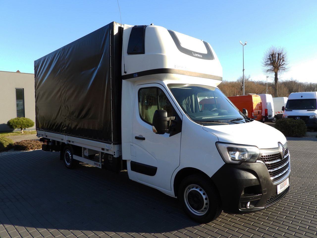RENAULT MASTER TARPAULIN LIFT 9 PALLETS WEBASTO CRUISE CONTROL LED LIGHTS PNEUMATICS AIR CONDITIONING 165HP - Furgoneta con caja de lona: foto 4 RENAULT MASTER TARPAULIN LIFT 9 PALLETS WEBASTO CRUISE CONTROL LED LIGHTS PNEUMATICS AIR CONDITIONING 165HP - Furgoneta con caja de lona: foto 4