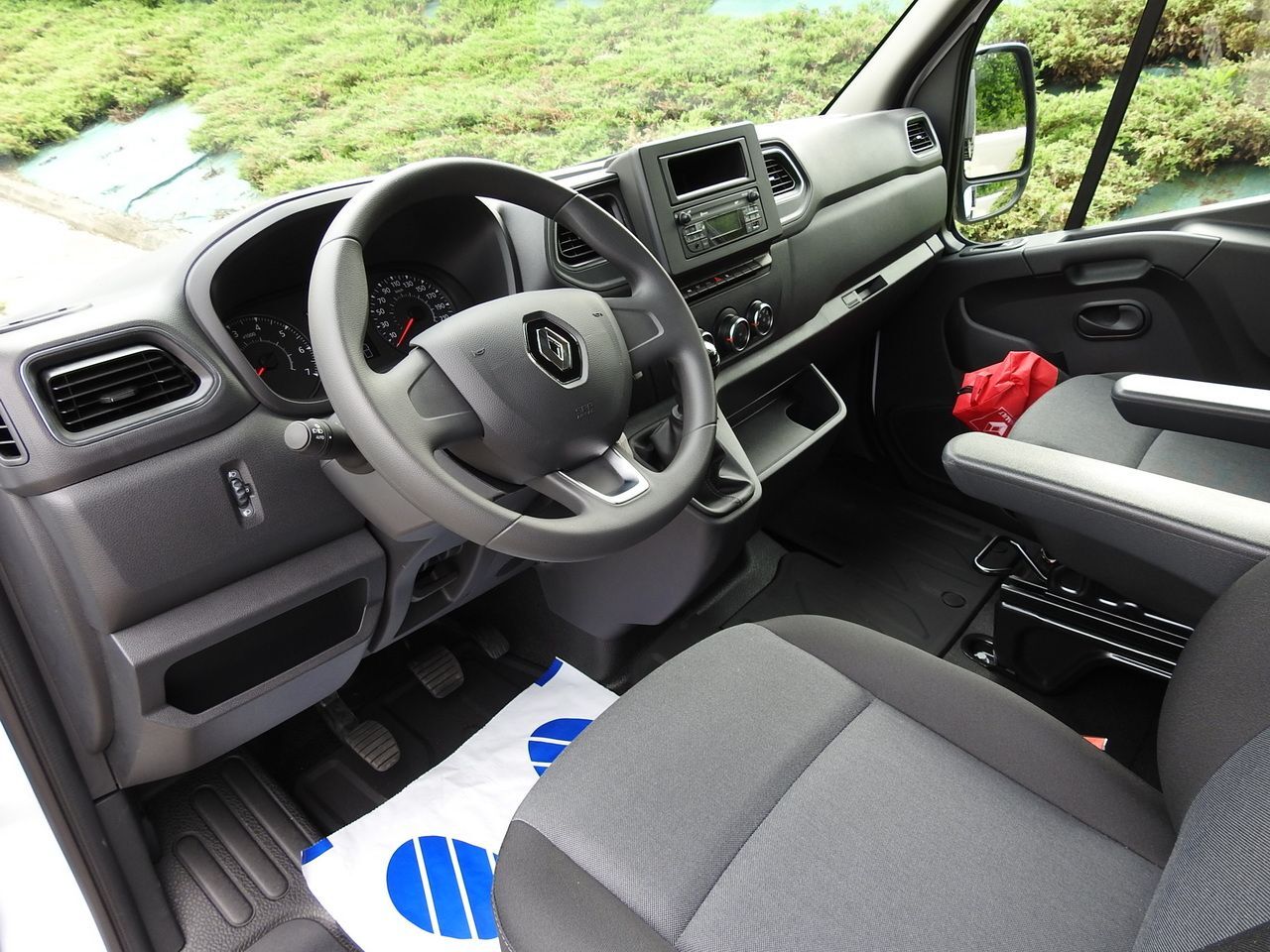RENAULT MASTER TIPPER LED LIGHTS AIR CONDITIONING 165HP - Volquete furgoneta: foto 2 RENAULT MASTER TIPPER LED LIGHTS AIR CONDITIONING 165HP - Volquete furgoneta: foto 2