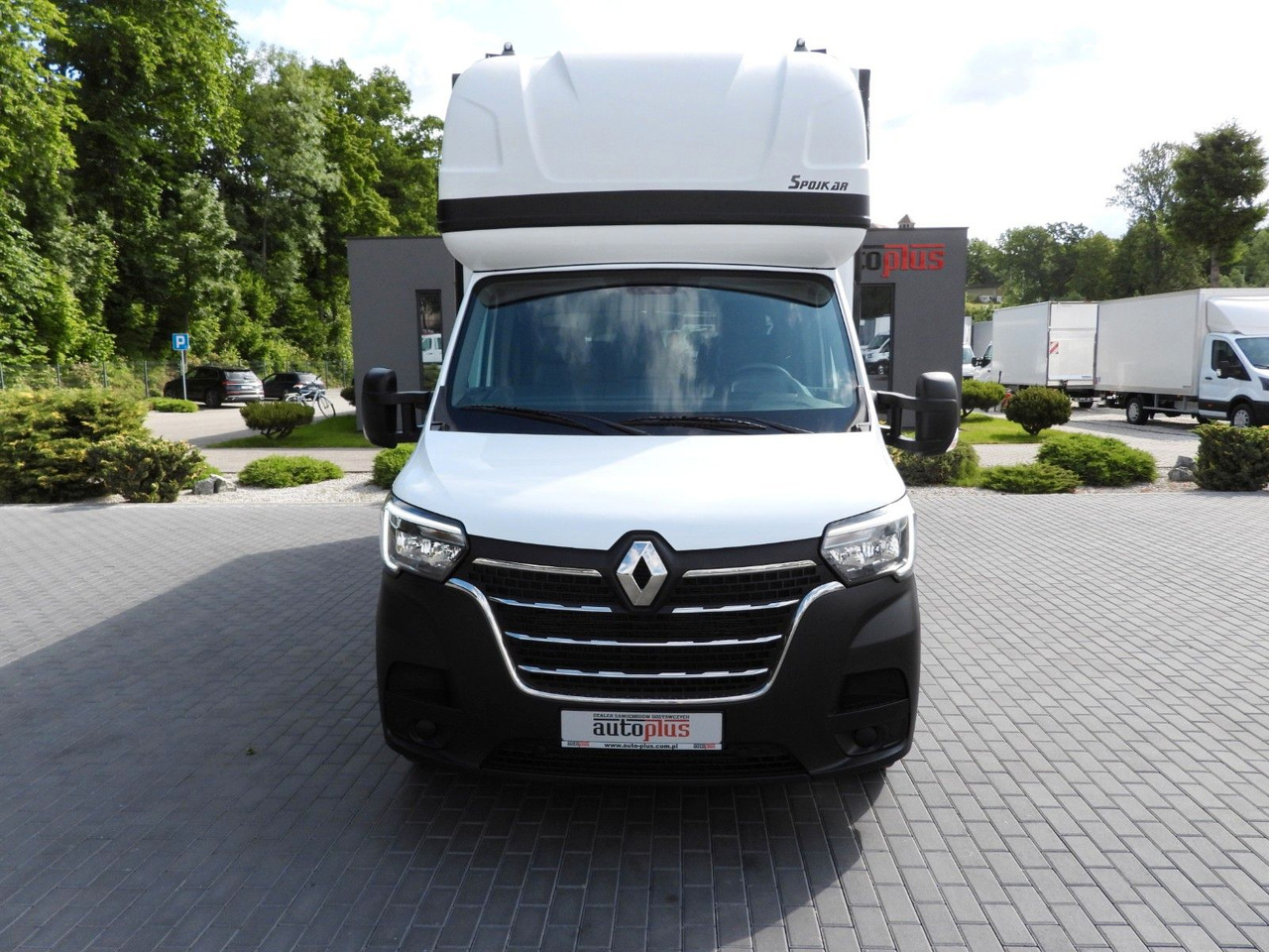 Renault MASTER PRITSCHE PLANE 10 PALETTEN WEBASTO A/C - Furgoneta con caja de lona: foto 5 Renault MASTER PRITSCHE PLANE 10 PALETTEN WEBASTO A/C - Furgoneta con caja de lona: foto 5