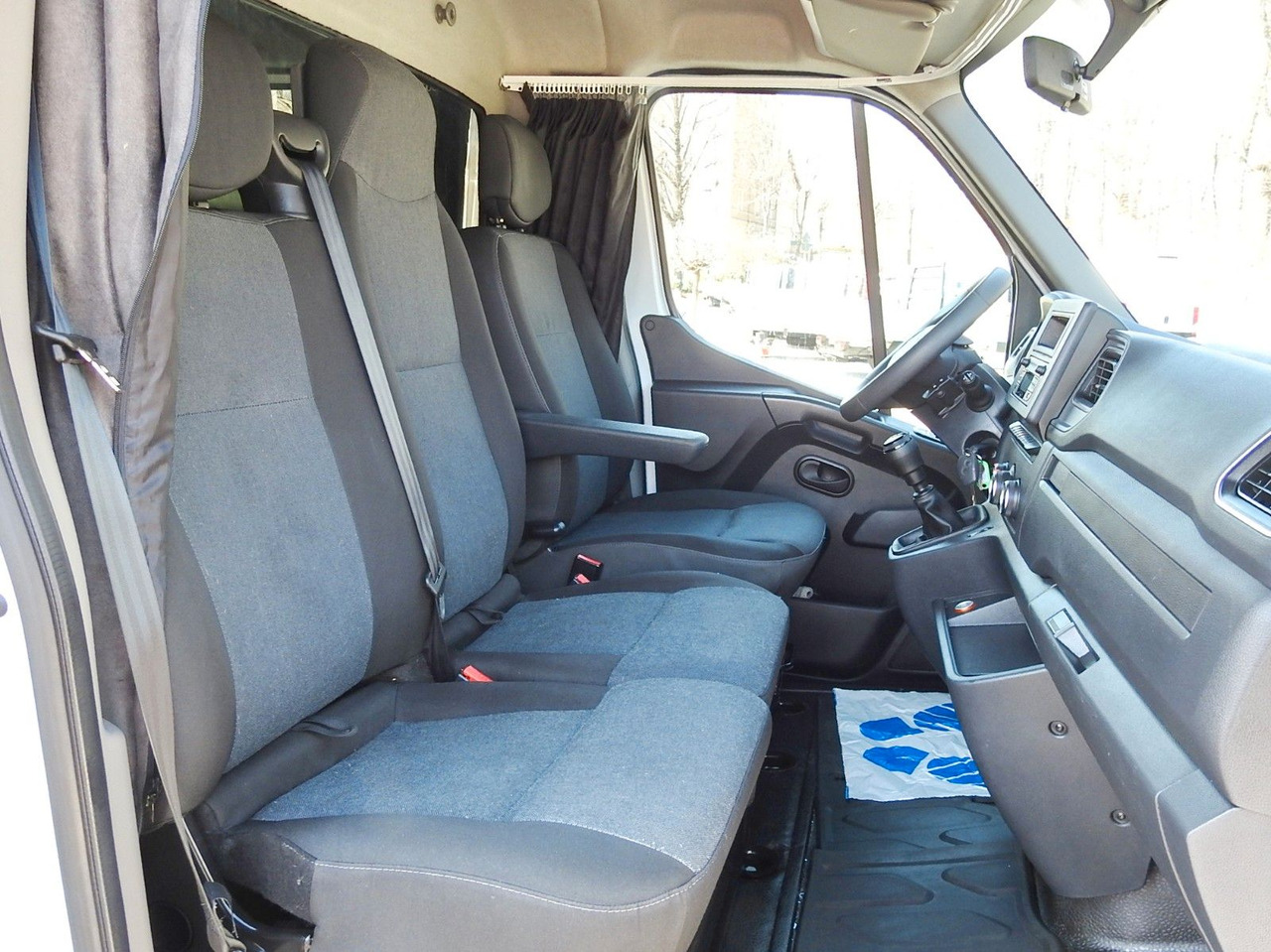 Furgoneta con caja de lona Renault MASTER  PRITSCHE PLANE 10 PALETTEN WEBASTO A/C: foto 26