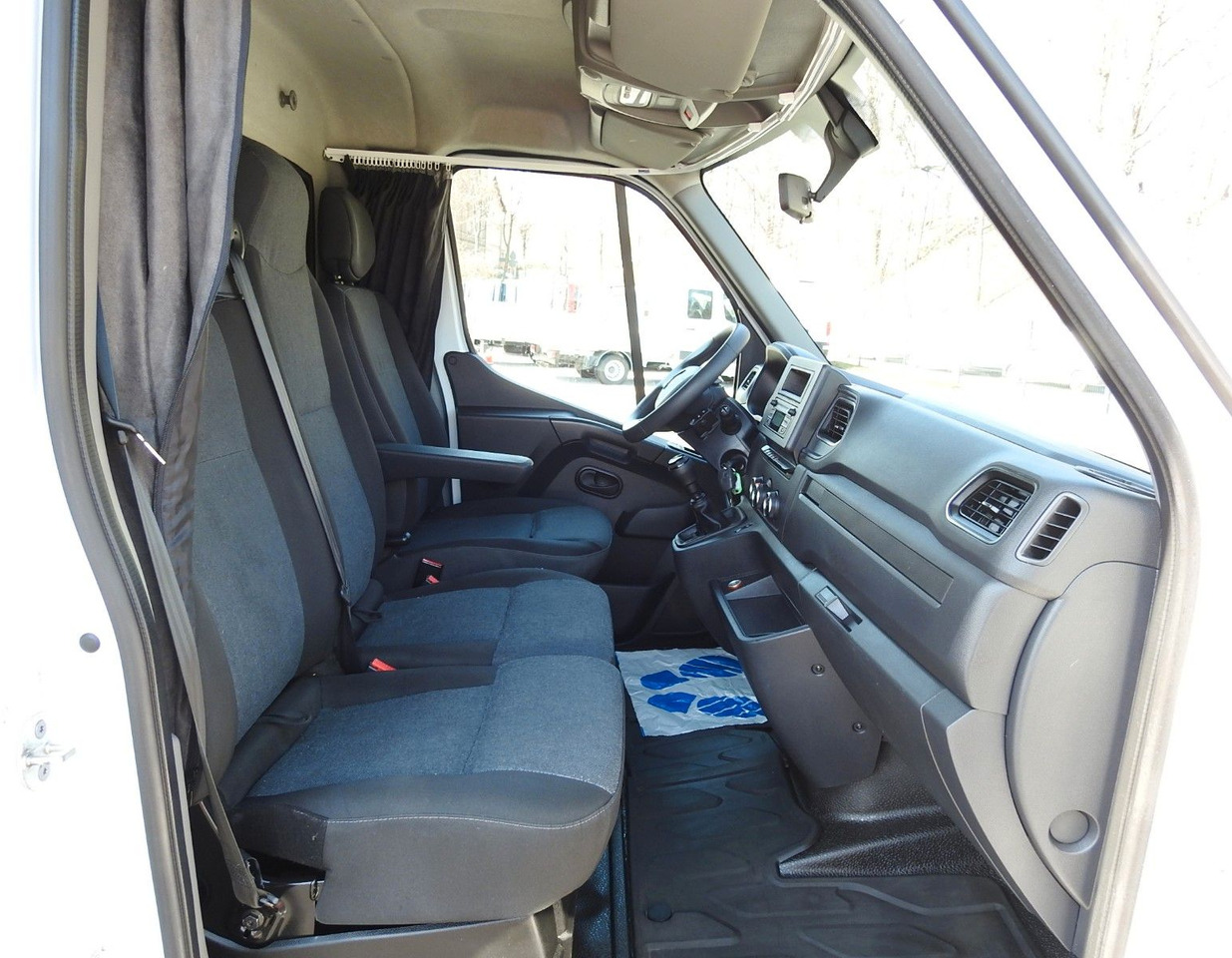 Furgoneta con caja de lona Renault MASTER  PRITSCHE PLANE 10 PALETTEN WEBASTO A/C: foto 25