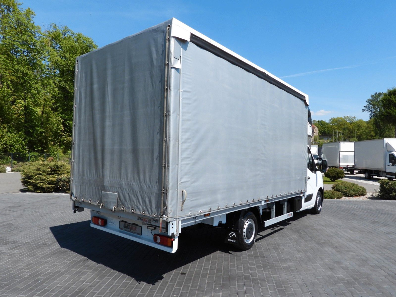 Renault MASTER PRITSCHE PLANE 10 PALETTEN WEBASTO A/C - Furgoneta con caja de lona: foto 3 Renault MASTER PRITSCHE PLANE 10 PALETTEN WEBASTO A/C - Furgoneta con caja de lona: foto 3