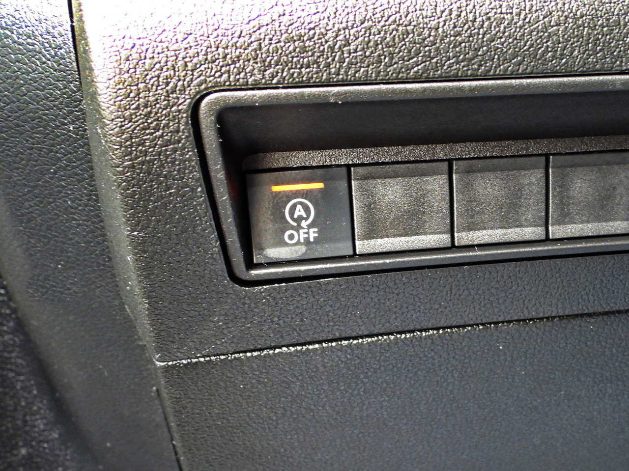 Frigorífico furgoneta TOYOTA PROACE CITY REFRIGERATOR VAN -15*C POWER SUPPLY 230V CRUISE CONTROL AIR CONDITIONING 100HP: foto 38 Frigorífico furgoneta TOYOTA PROACE CITY REFRIGERATOR VAN -15*C POWER SUPPLY 230V CRUISE CONTROL AIR CONDITIONING 100HP: foto 38