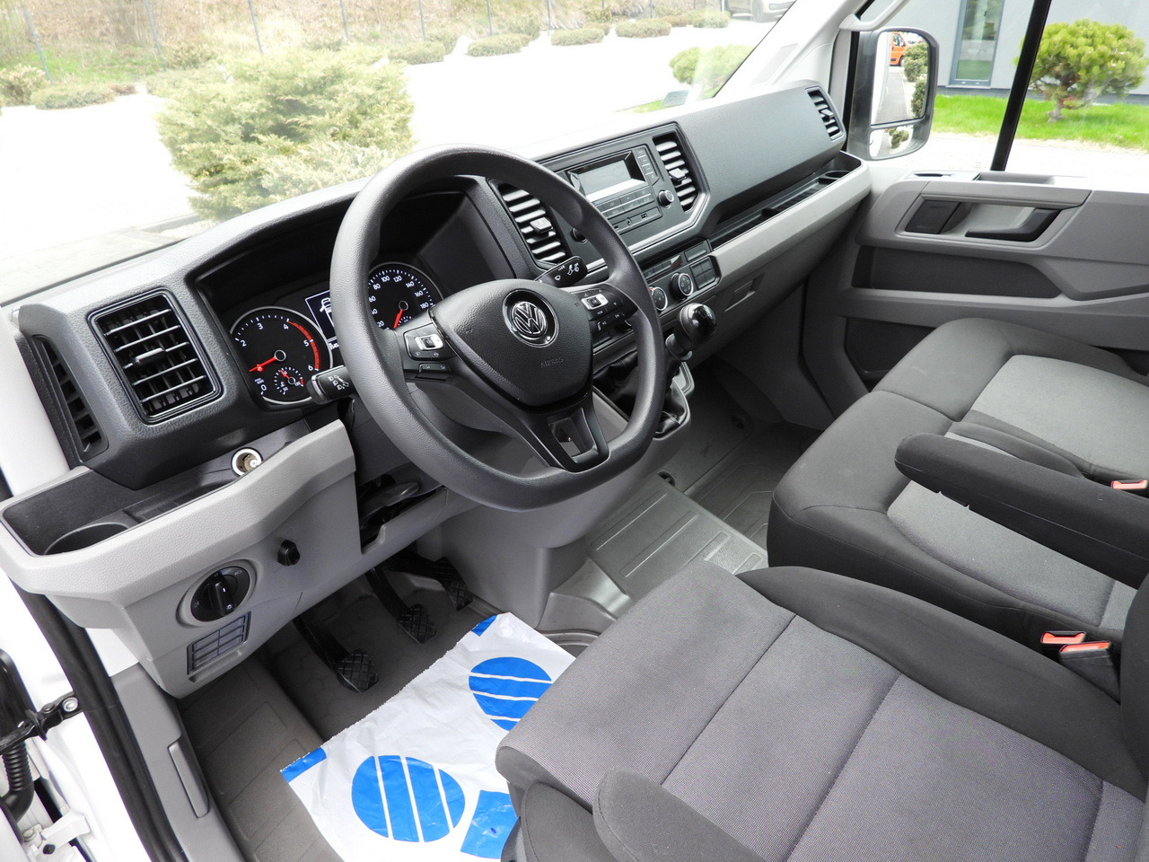 VOLKSWAGEN CRAFTER TARPAULIN 10 PALLETS WEBASTO CRUISE CONTROL LED LIGHTS 180HP - Furgoneta con caja de lona: foto 2 VOLKSWAGEN CRAFTER TARPAULIN 10 PALLETS WEBASTO CRUISE CONTROL LED LIGHTS 180HP - Furgoneta con caja de lona: foto 2