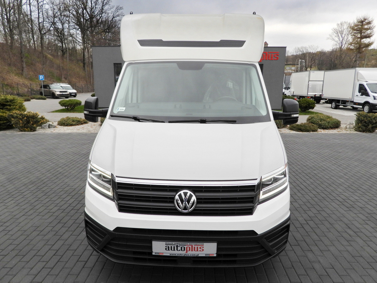 VOLKSWAGEN CRAFTER TARPAULIN 10 PALLETS WEBASTO CRUISE CONTROL LED LIGHTS 180HP - Furgoneta con caja de lona: foto 5 VOLKSWAGEN CRAFTER TARPAULIN 10 PALLETS WEBASTO CRUISE CONTROL LED LIGHTS 180HP - Furgoneta con caja de lona: foto 5