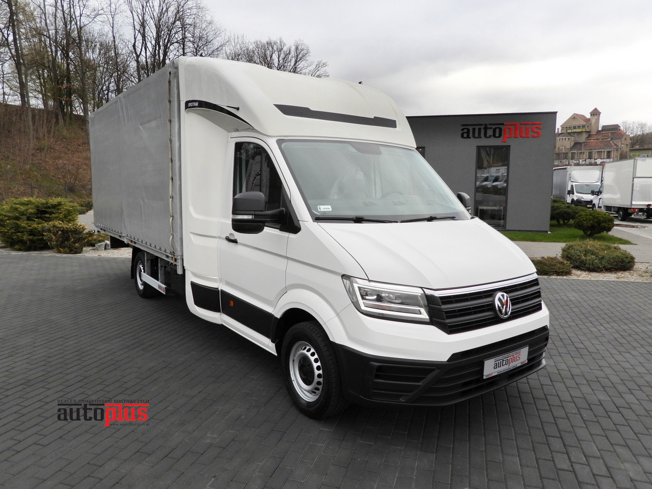 VOLKSWAGEN CRAFTER TARPAULIN 10 PALLETS WEBASTO CRUISE CONTROL LED LIGHTS 180HP - Furgoneta con caja de lona: foto 1 VOLKSWAGEN CRAFTER TARPAULIN 10 PALLETS WEBASTO CRUISE CONTROL LED LIGHTS 180HP - Furgoneta con caja de lona: foto 1