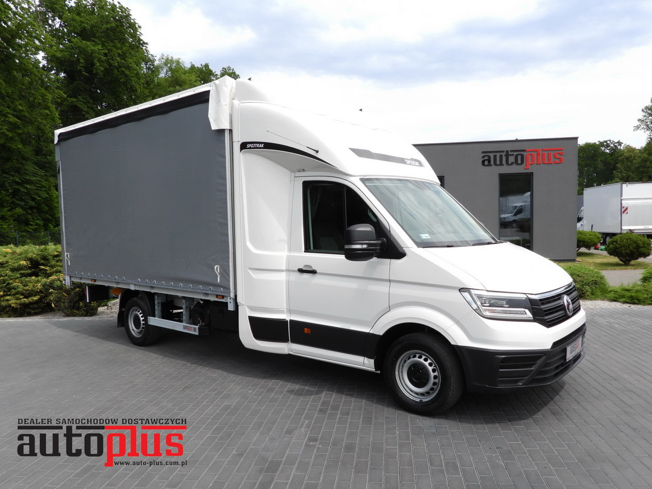 VOLKSWAGEN CRAFTER TARPAULIN 8 PALLETS CRUISE CONTROL LED LIGHTS AIR CONDITIONING 180HP - Furgoneta con caja de lona: foto 1 VOLKSWAGEN CRAFTER TARPAULIN 8 PALLETS CRUISE CONTROL LED LIGHTS AIR CONDITIONING 180HP - Furgoneta con caja de lona: foto 1