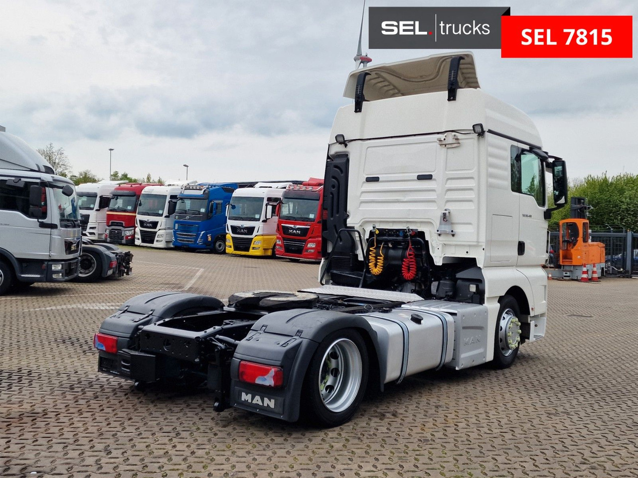 MAN TGX 18.400 4X2 LLS-U / ZF Intarder / LOW KM !!! - Cabeza tractora: foto 5 MAN TGX 18.400 4X2 LLS-U / ZF Intarder / LOW KM !!! - Cabeza tractora: foto 5