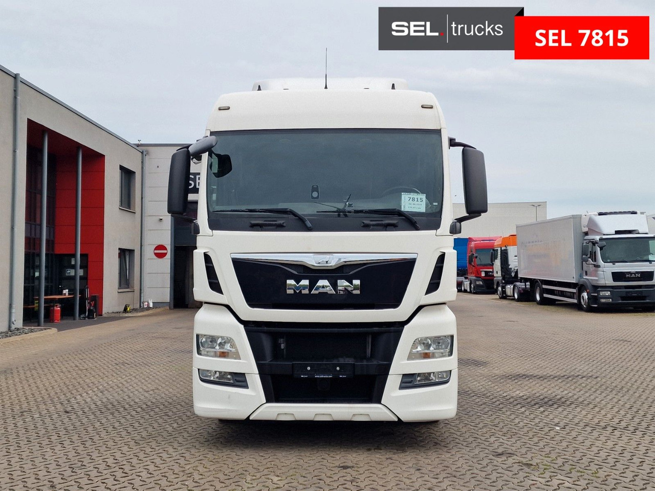 MAN TGX 18.400 4X2 LLS-U / ZF Intarder / LOW KM !!! - Cabeza tractora: foto 2 MAN TGX 18.400 4X2 LLS-U / ZF Intarder / LOW KM !!! - Cabeza tractora: foto 2