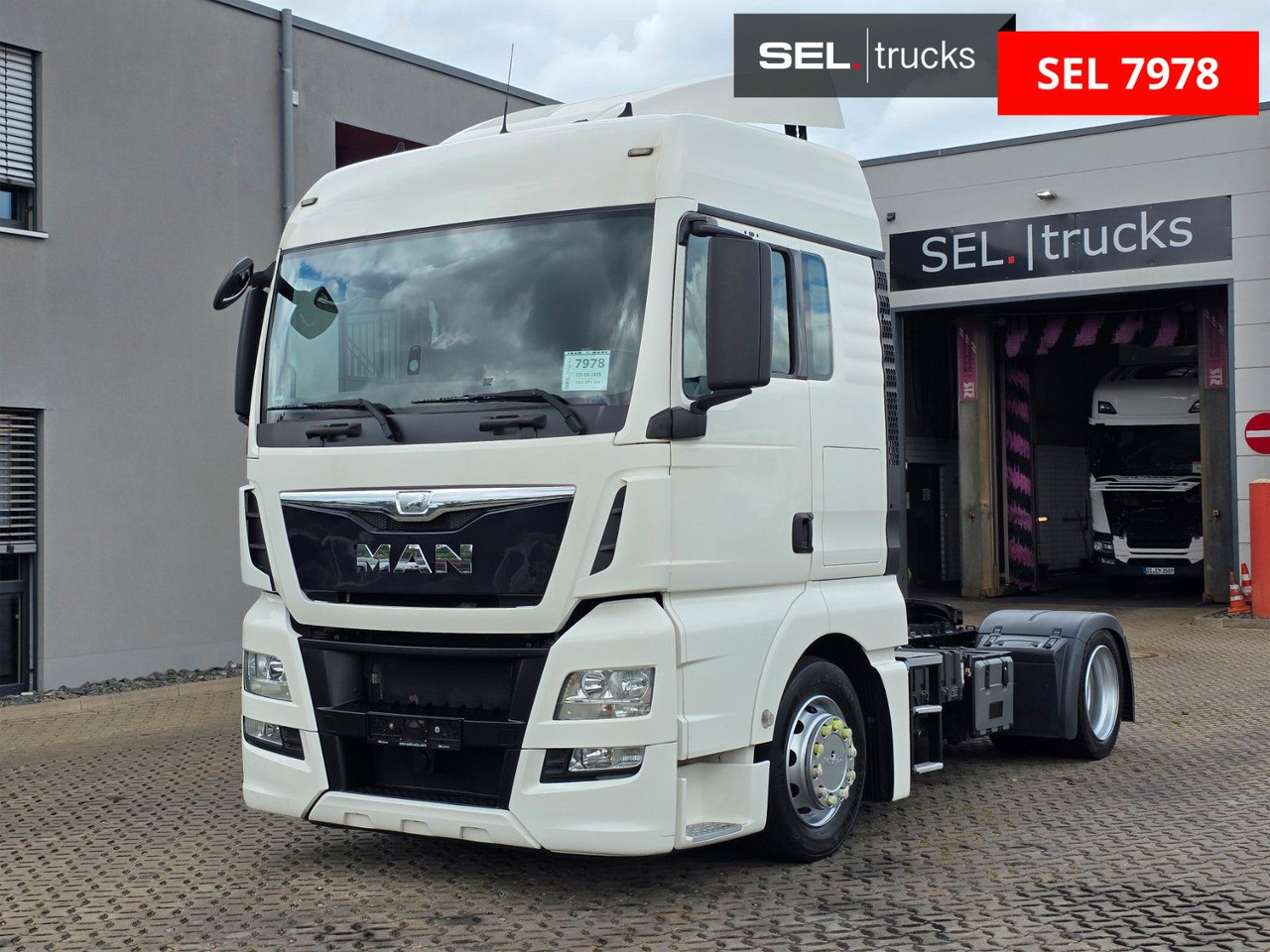 MAN TGX 18.400 4x2 LLS-U / ZF Intarder / Hubkupplung - Cabeza tractora: foto 1 MAN TGX 18.400 4x2 LLS-U / ZF Intarder / Hubkupplung - Cabeza tractora: foto 1