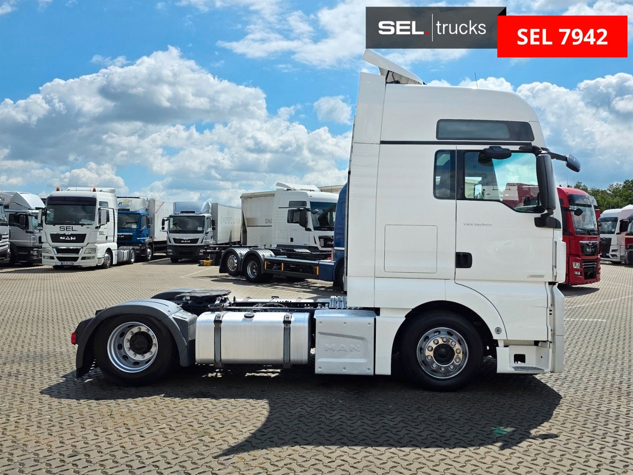 MAN TGX 18.460 4X2 LLS-U /Retarder /2 Tanks /ADR AT - Cabeza tractora: foto 4 MAN TGX 18.460 4X2 LLS-U /Retarder /2 Tanks /ADR AT - Cabeza tractora: foto 4