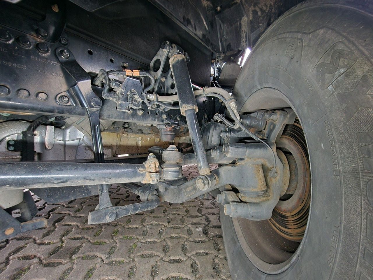 Cabeza tractora MAN TGX 18.500 4X2 BLS / Retarder / PTO / ADR AT/ A: foto 42