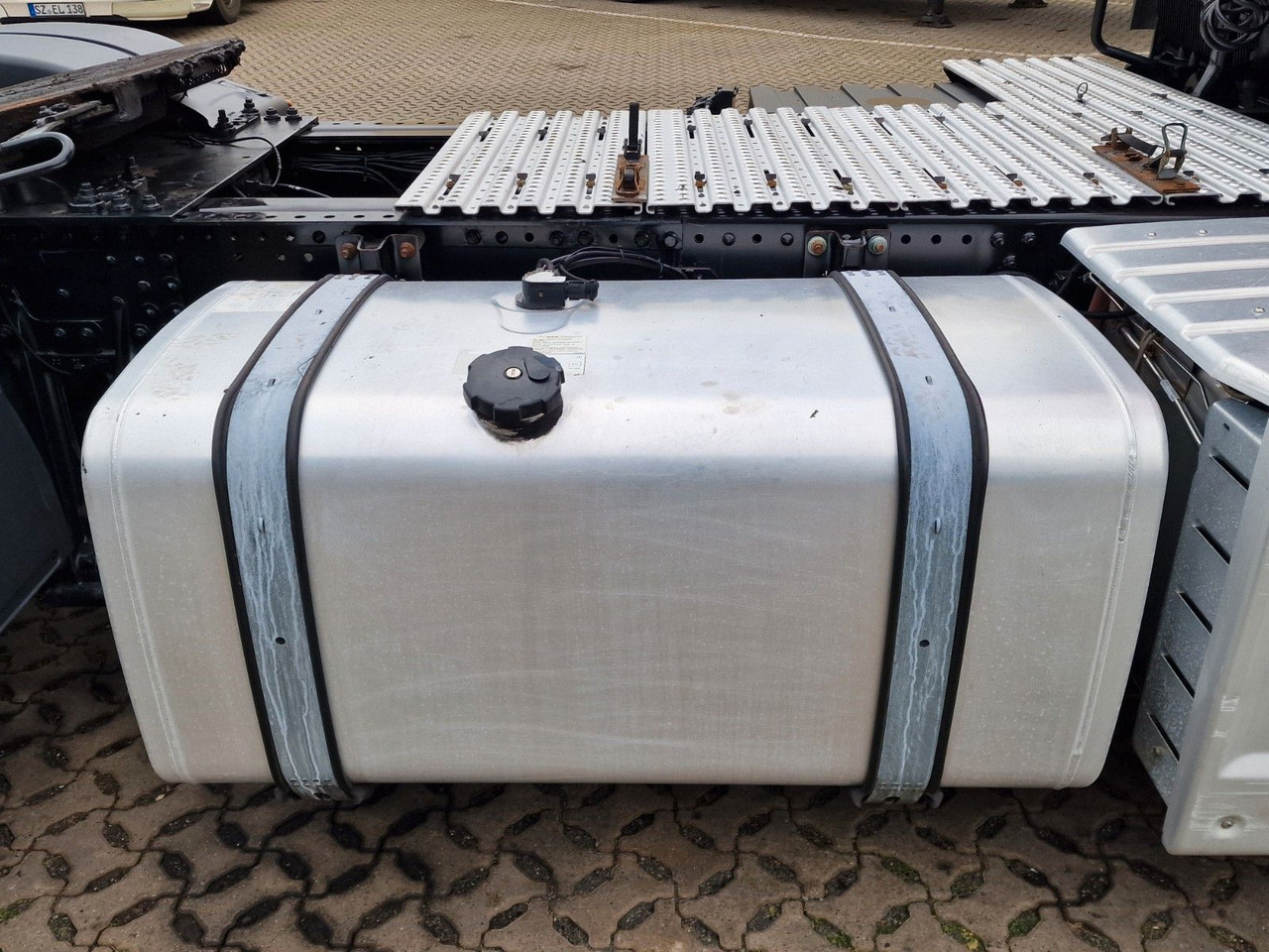 Cabeza tractora MAN TGX 18.500 4X2 BLS / Retarder / PTO / ADR AT/ A: foto 16