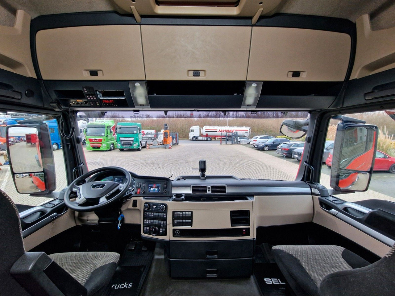 Cabeza tractora MAN TGX 18.500 4X2 BLS / Retarder / PTO / ADR AT/ A: foto 29