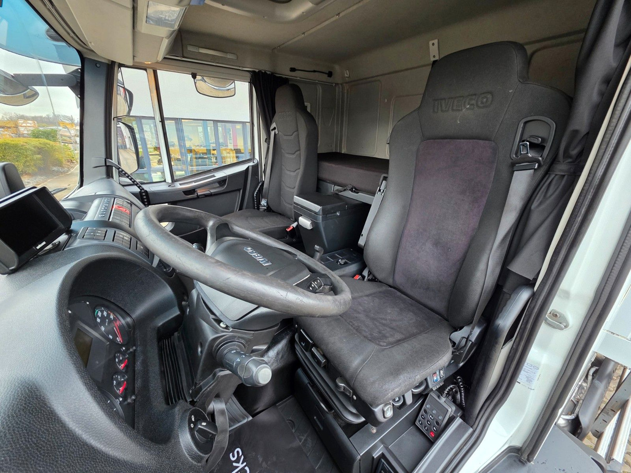 Frigorífico camión Iveco Eurocargo 180-320 / Ldbw / Thermo King: foto 29