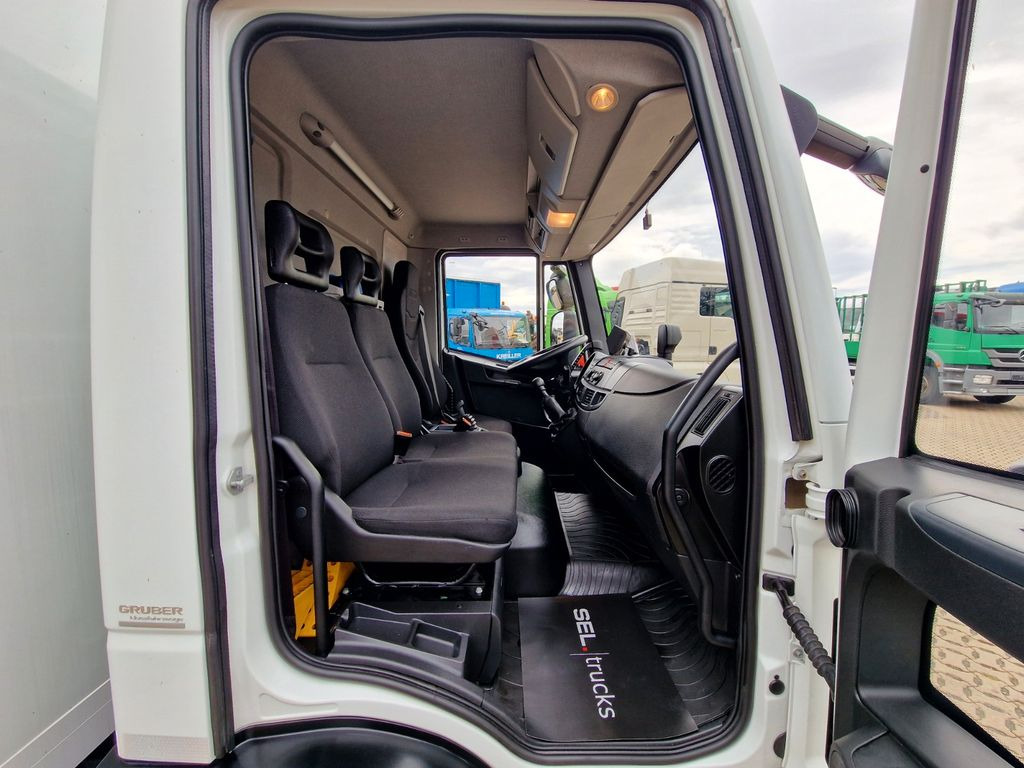 Camión caja cerrada Iveco Eurocargo 75-160 / Ldbw / Rückfahrkamera Iveco Eurocargo 75-160 / Ldbw / Rückfahrkamera: foto 19 Camión caja cerrada Iveco Eurocargo 75-160 / Ldbw / Rückfahrkamera Iveco Eurocargo 75-160 / Ldbw / Rückfahrkamera: foto 19