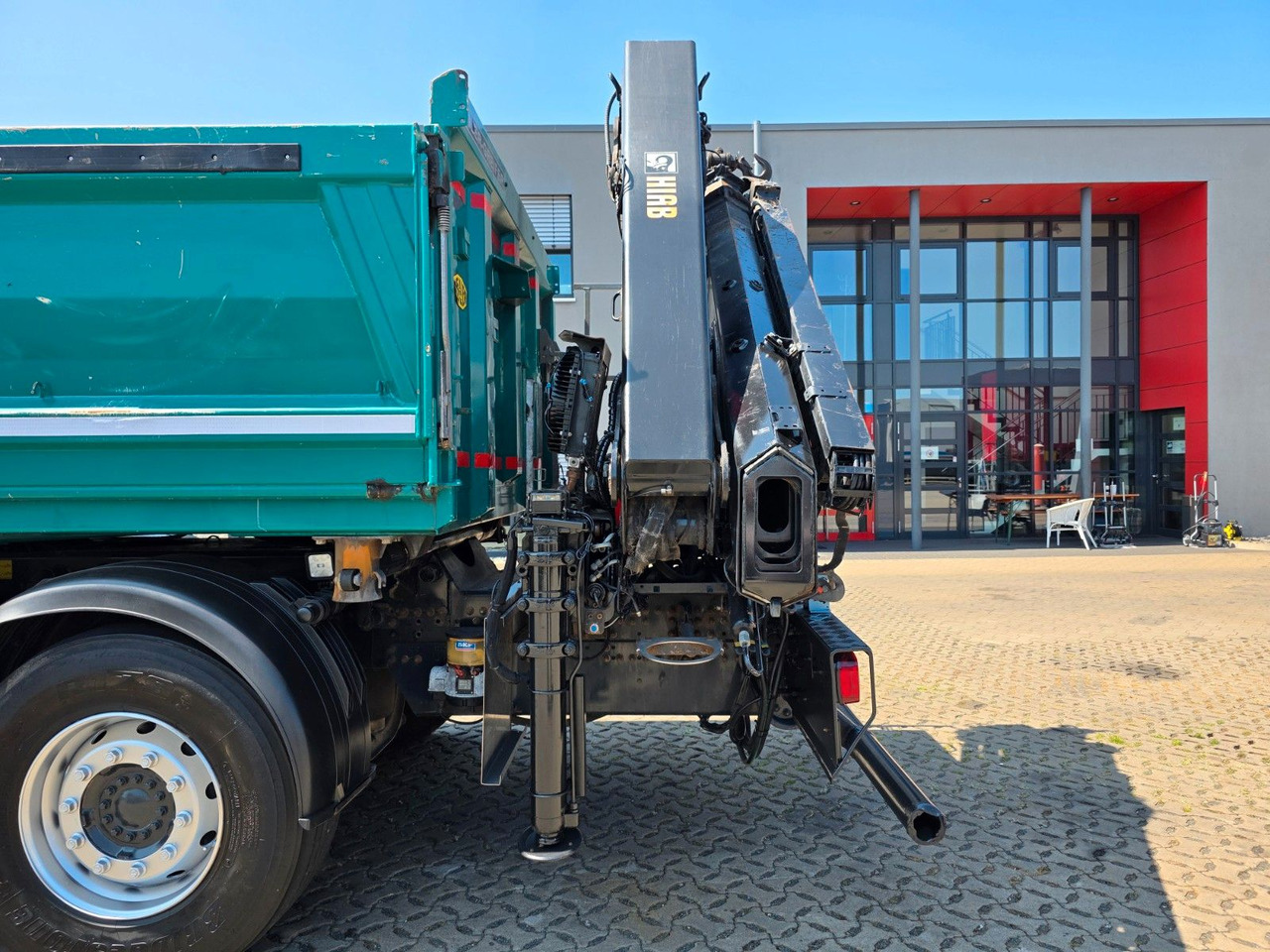 Volquete camión, Camión grúa MAN TGS 28.480 6X4H-4 BL /HIAB /Fernbed. / Lenkachse: foto 12