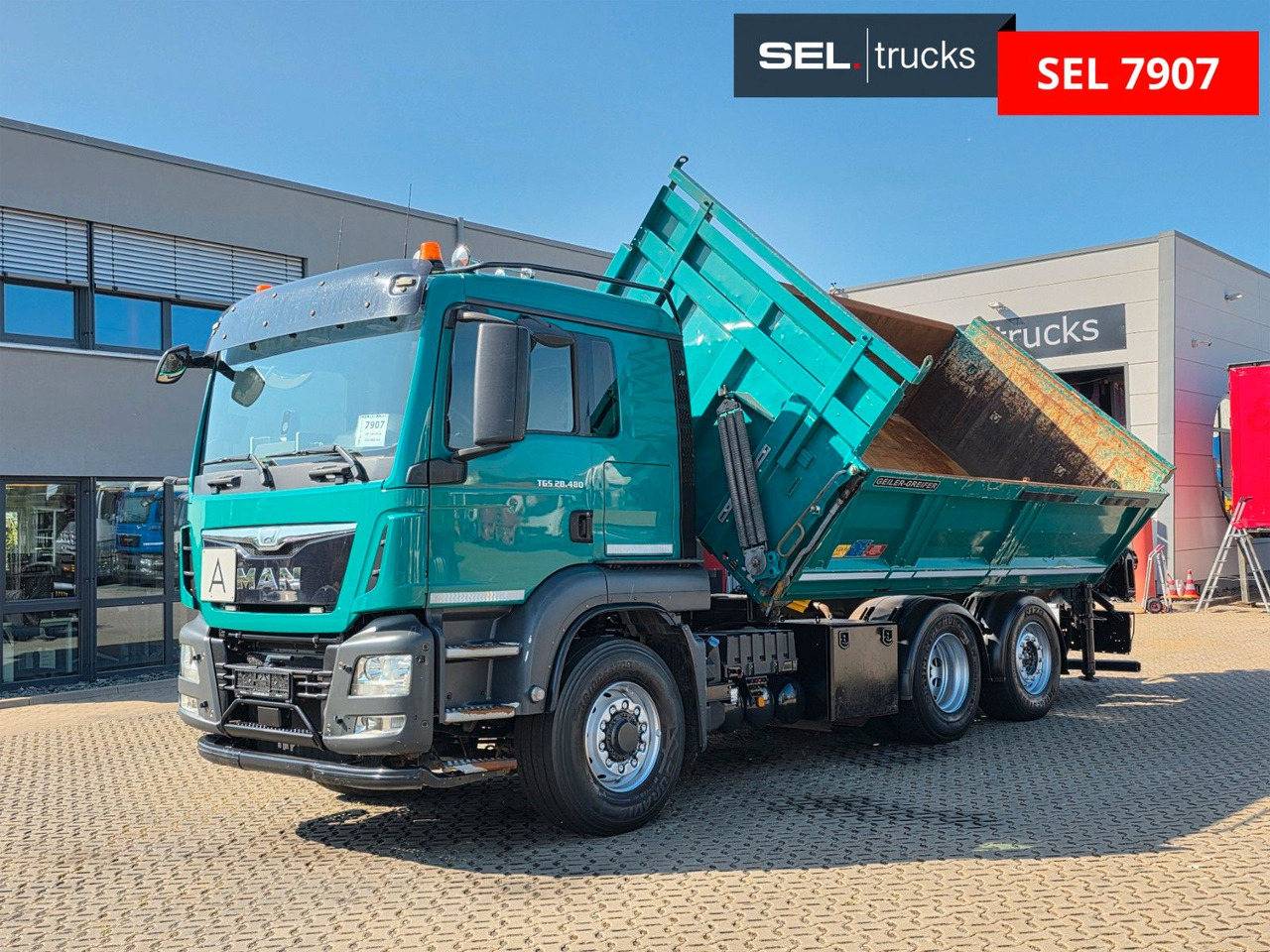 MAN TGS 28.480 6X4H-4 BL /HIAB /Fernbed. / Lenkachse - Volquete camión, Camión grúa: foto 2 MAN TGS 28.480 6X4H-4 BL /HIAB /Fernbed. / Lenkachse - Volquete camión, Camión grúa: foto 2