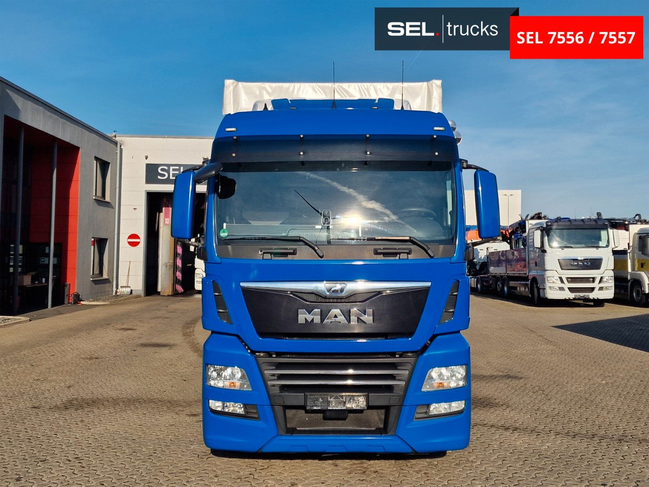 MAN TGX 18.500 4X2 LL-U /Intarder /Standklima /Xenon - Camión lona: foto 2 MAN TGX 18.500 4X2 LL-U /Intarder /Standklima /Xenon - Camión lona: foto 2