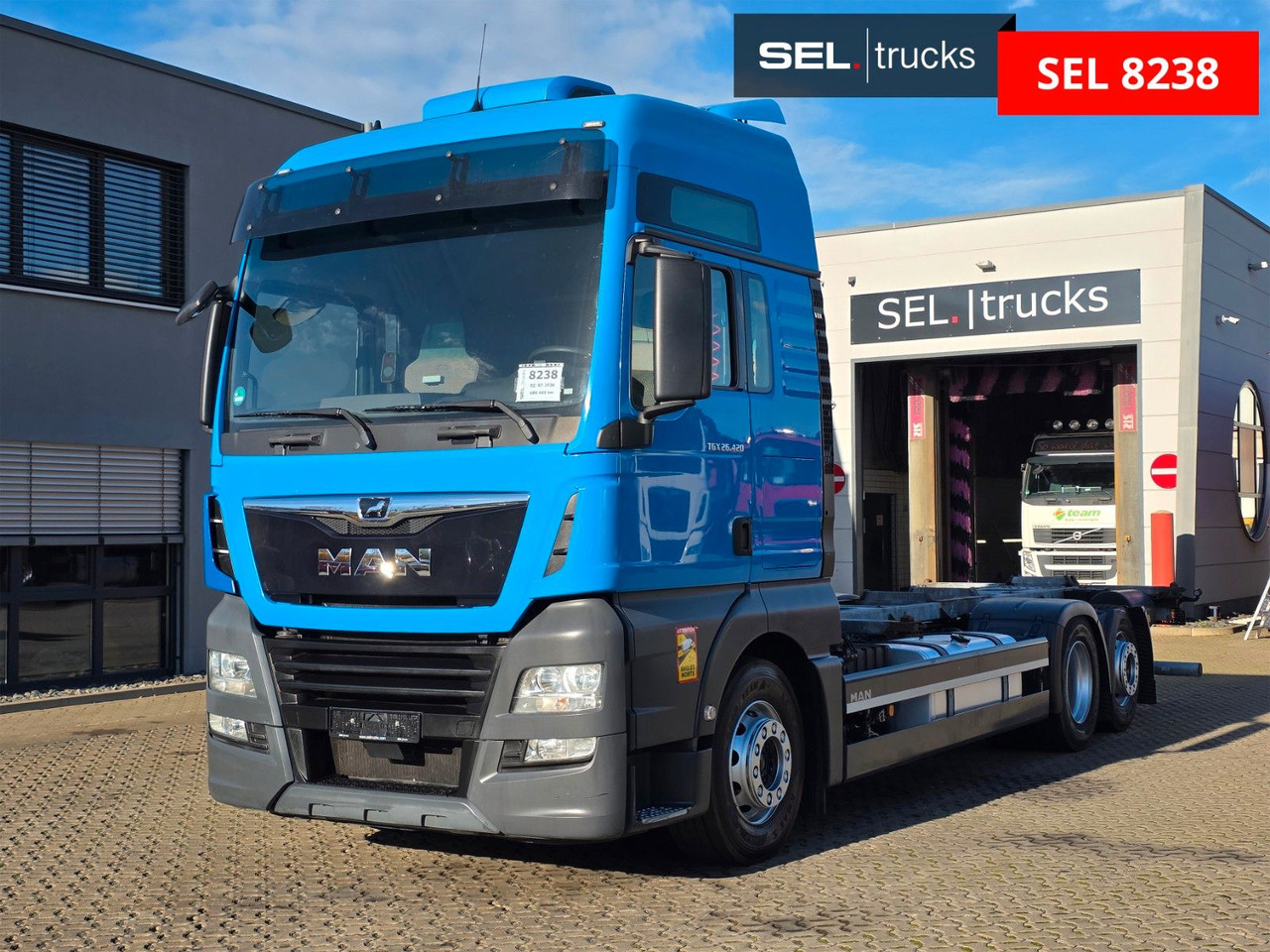 MAN TGX 26.420 6x2-2 LL / Intarder / Standklima - Portacontenedore/ Intercambiable camión: foto 1 MAN TGX 26.420 6x2-2 LL / Intarder / Standklima - Portacontenedore/ Intercambiable camión: foto 1