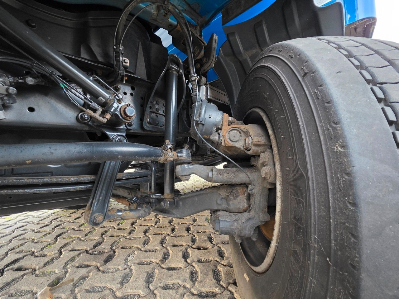 Camión caja cerrada Mercedes-Benz Atego 1221 / Ladebordwand: foto 46